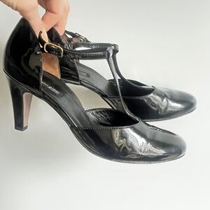 Paul Green Patent Leather Mary Jane Heels Size US 9 (German 6.5 / EU 39)